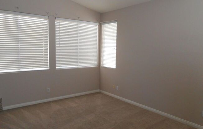 3 beds, 2.5 baths, $2,175