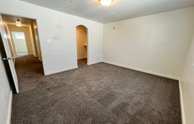 3 beds, 2.5 baths, $1,775, Unit # 22 B