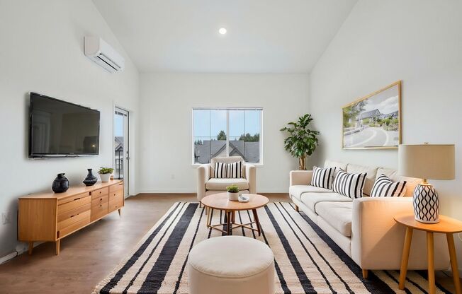 1 bed, 1 bath, 772 sqft, $1,599, Unit 79