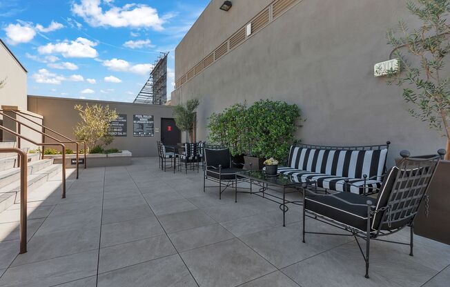 1 bed, 1 bath, $2,850, Unit 301