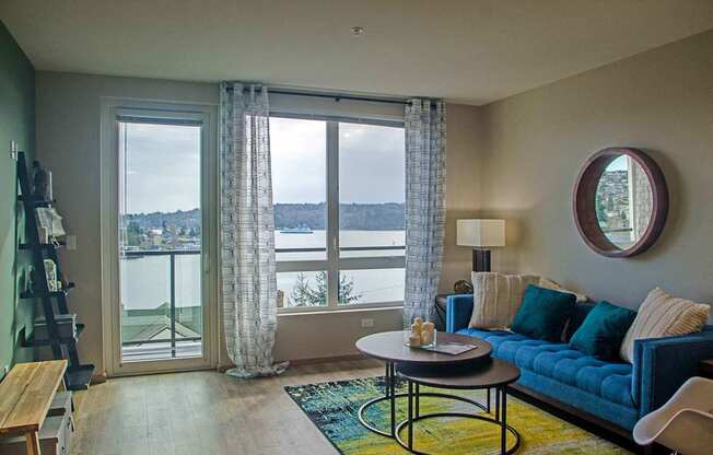 Living Room at Spyglass Hill Apartments, Bremerton, WA 98337