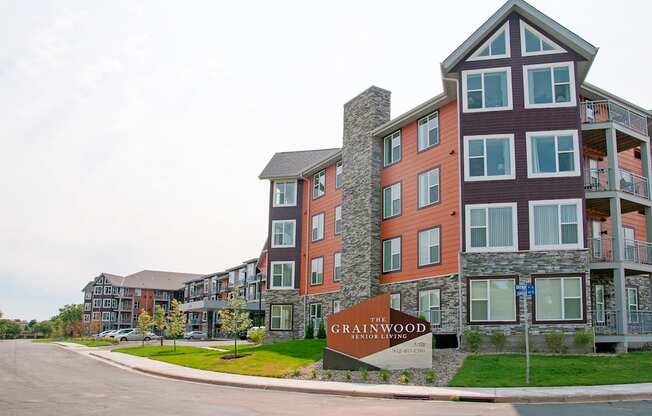 Exterior View at The Grainwood Senior Apartments, Prior Lake, 55372