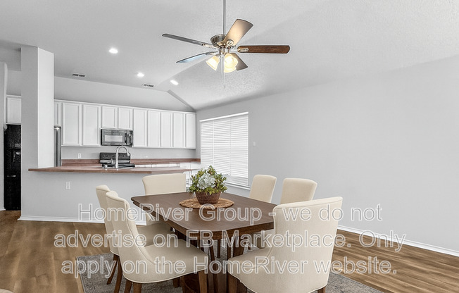 3318 LOCHWOOD DR