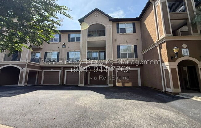 3 beds, 2 baths, 1,355 sqft, $2,000, Unit Apartment 1627