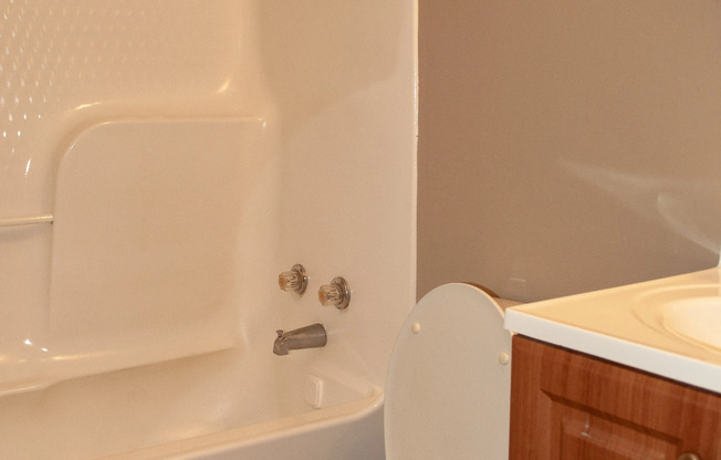 1 bed, 1 bath, 600 sqft, $709
