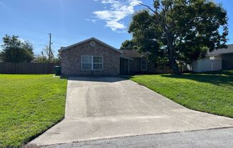 3 beds, 2 baths, $1,850