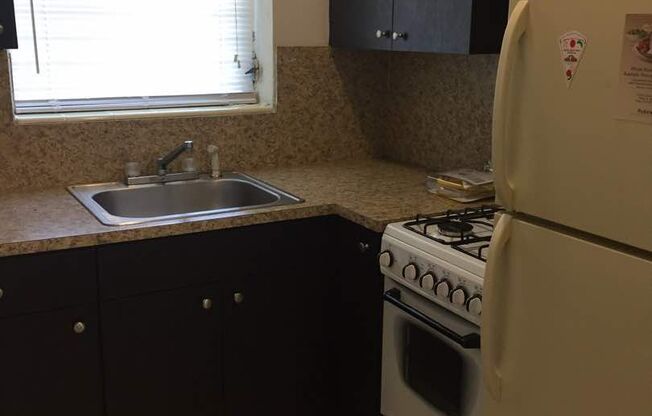 Studio, 1 bath, $1,500, Unit 1565 SW 6th St #6