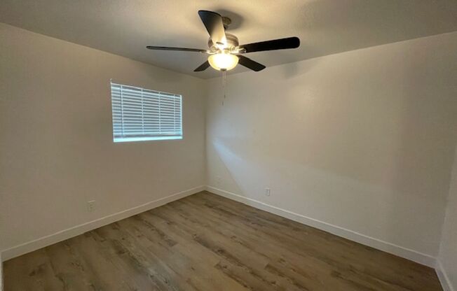 2 beds, 1 bath, 800 sqft, $1,350, Unit CC4