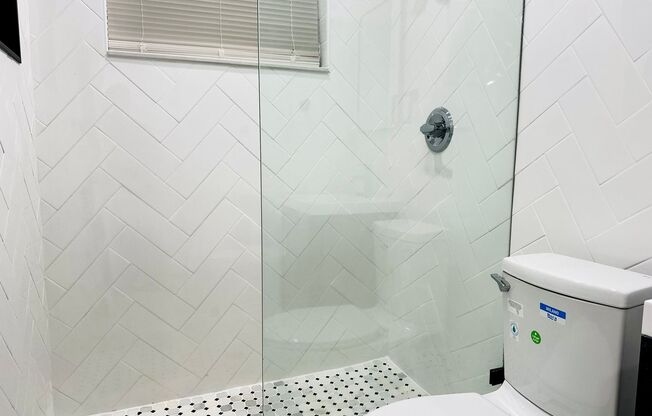 1 bed, 1 bath, 500 sqft, $1,900, Unit 1600-303