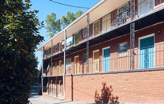 Lenox Hills Apartements