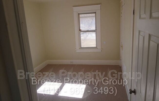 811 COLLINS ST