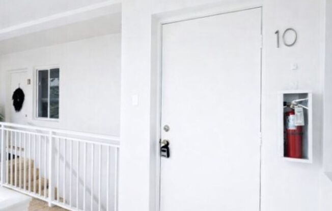 1 bed, 1 bath, 568 sqft, $2,110, Unit 11- Unit 10