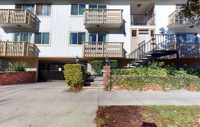 1 bed, 1 bath, 645 sqft, $1,999, Unit 3