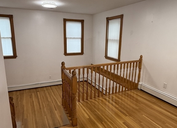 16 WARREN ST