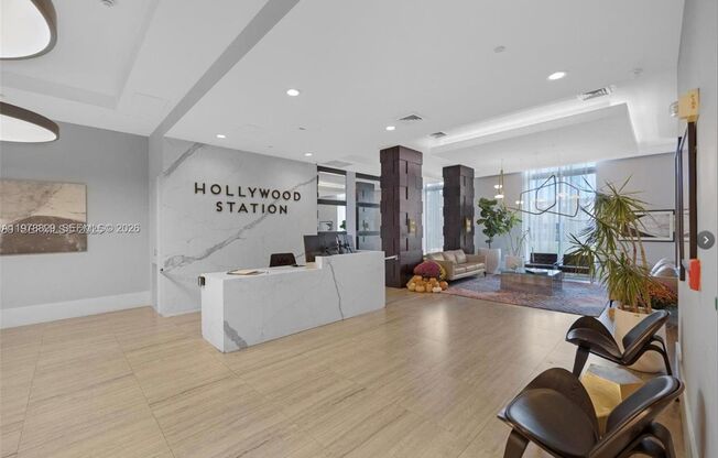 3 beds, 2.5 baths, $3,250, Unit # 719