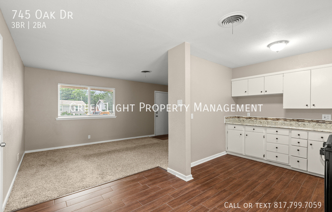 745 OAK DR