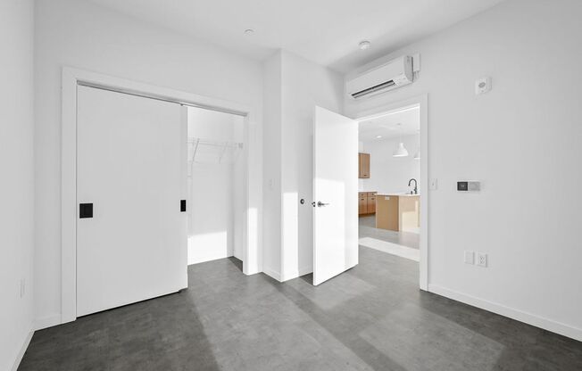 1 bed, 1 bath, 563 sqft, $1,475, Unit 418