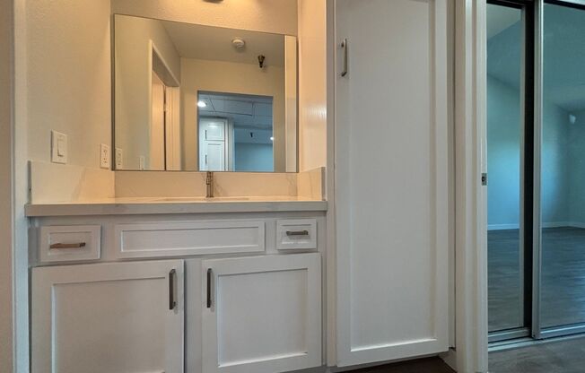 1 bed, 1 bath, 850 sqft, $2,598, Unit 411