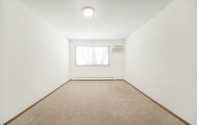 2 beds, 1 bath, 1,155 sqft, $1,530, Unit 051