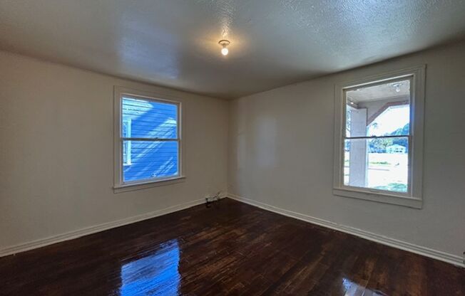 2 beds, 1 bath, $595, Unit Shreveport