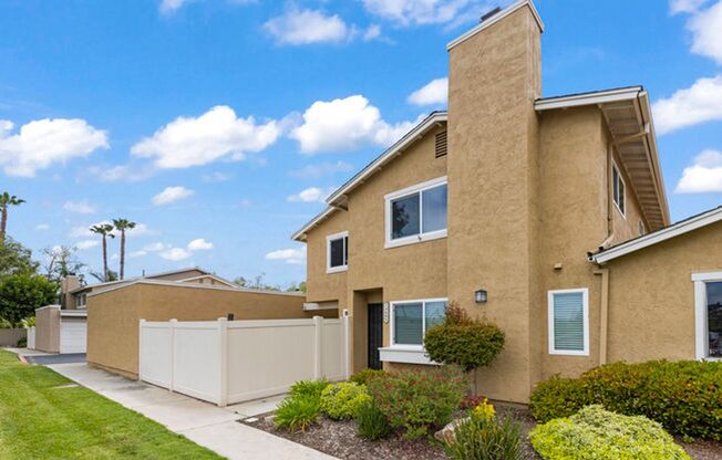 Desirable Poway Full Remodeled  3 Bdr 2 Bath Townhome