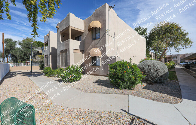 5035 N 17 AVE