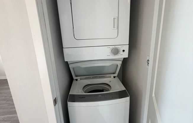 Studio, 1 bath, 501 sqft, $1,600, Unit 418