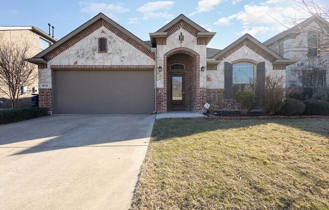 Luxury Move-In Ready 4 Bedroom House in Prosper