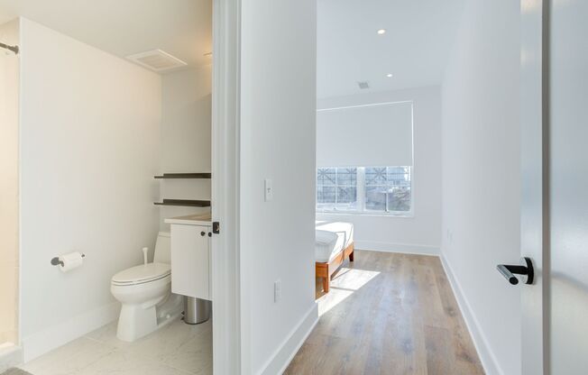1 bed, 1 bath, 110 sqft, $1,490