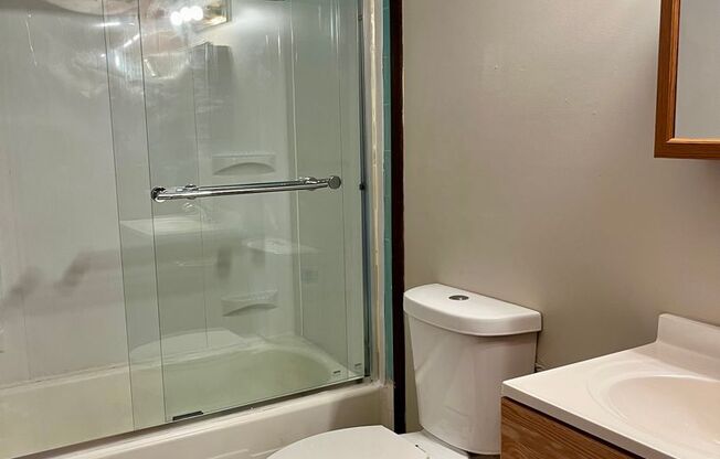 1 bed, 1 bath, 370 sqft, $875, Unit 21