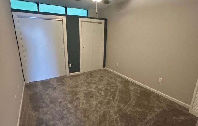 Studio, 1 bath, 500 sqft, $995, Unit 03