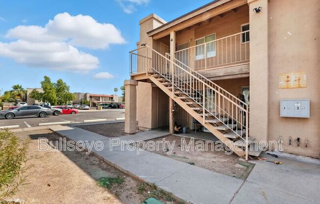 2701 E BECK LN