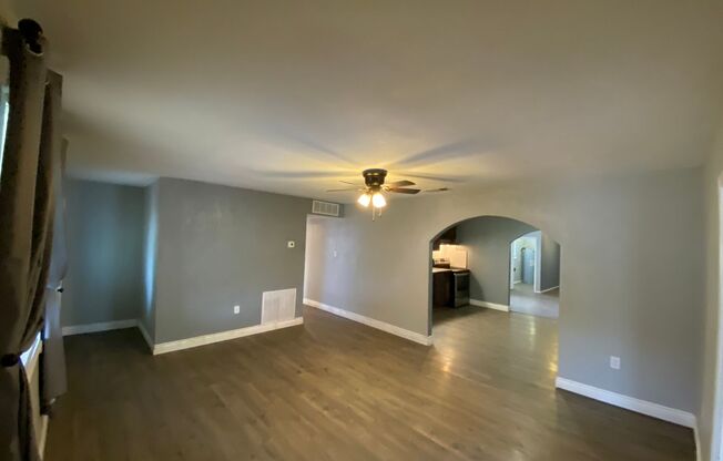 Large family home in Grape Creek!