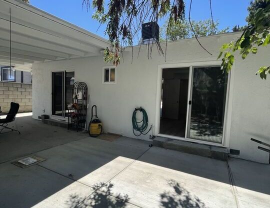 3 beds, 2.5 baths, 1,200 sqft, $3,500