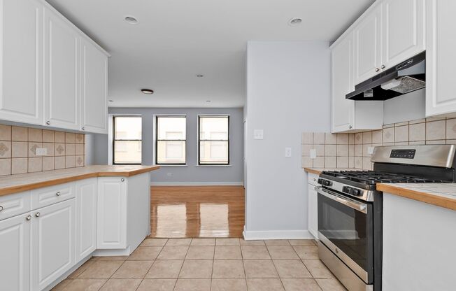 One Bedroom Unit in South Shore