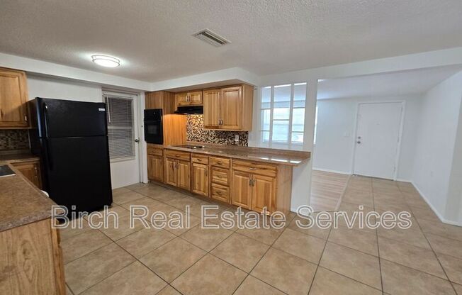 1625 COLMAR DR