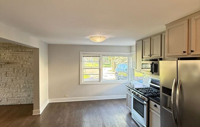 4240-44 Gilbert