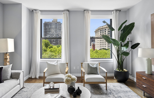 225 5 AVE