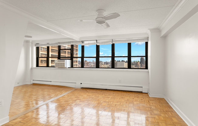 300 W 110 ST
