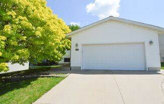 Charming 4-Bedroom Home For Rent Near Rochester Montessori School