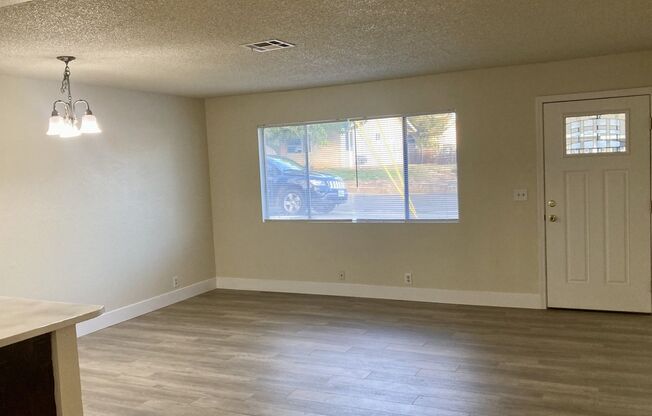 2 beds, 1 bath, 985 sqft, $1,297, Unit Unit A