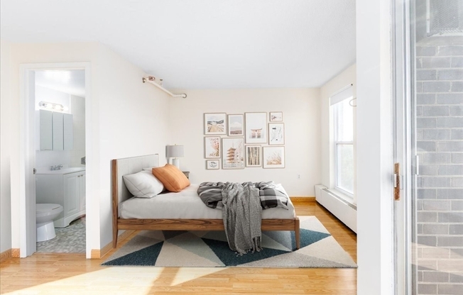 1 bed, 1.5 baths, 700 sqft, $3,400, Unit 807