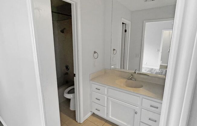 Alamo Heights 3 bedroom!!!