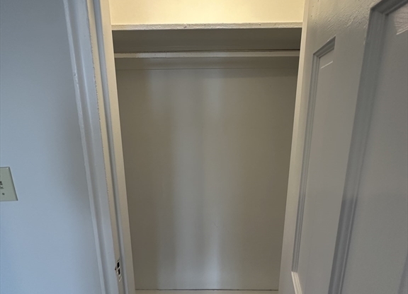 1 bed, 1 bath, 775 sqft, $2,800, Unit 516