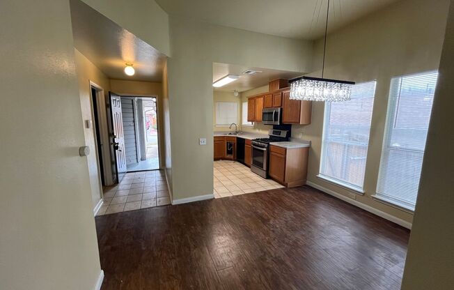 PRELEASING FOR FEBRUARY! 3 Bedroom 2 bath in the heart of North Austin