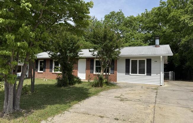 204 MIKE ST