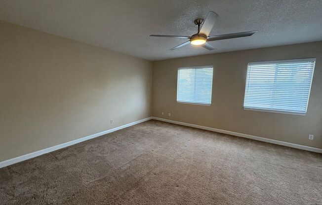 Move in ready 1/1 apartment