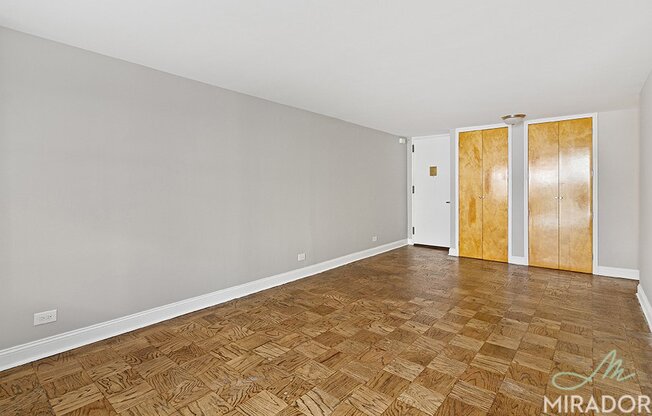 2 beds, 1.5 baths, $5,900, Unit 10M
