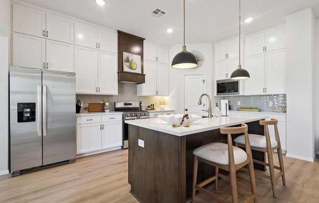 Modern Comfort Meets Turn-Key Living in Owasso’s Newest Build