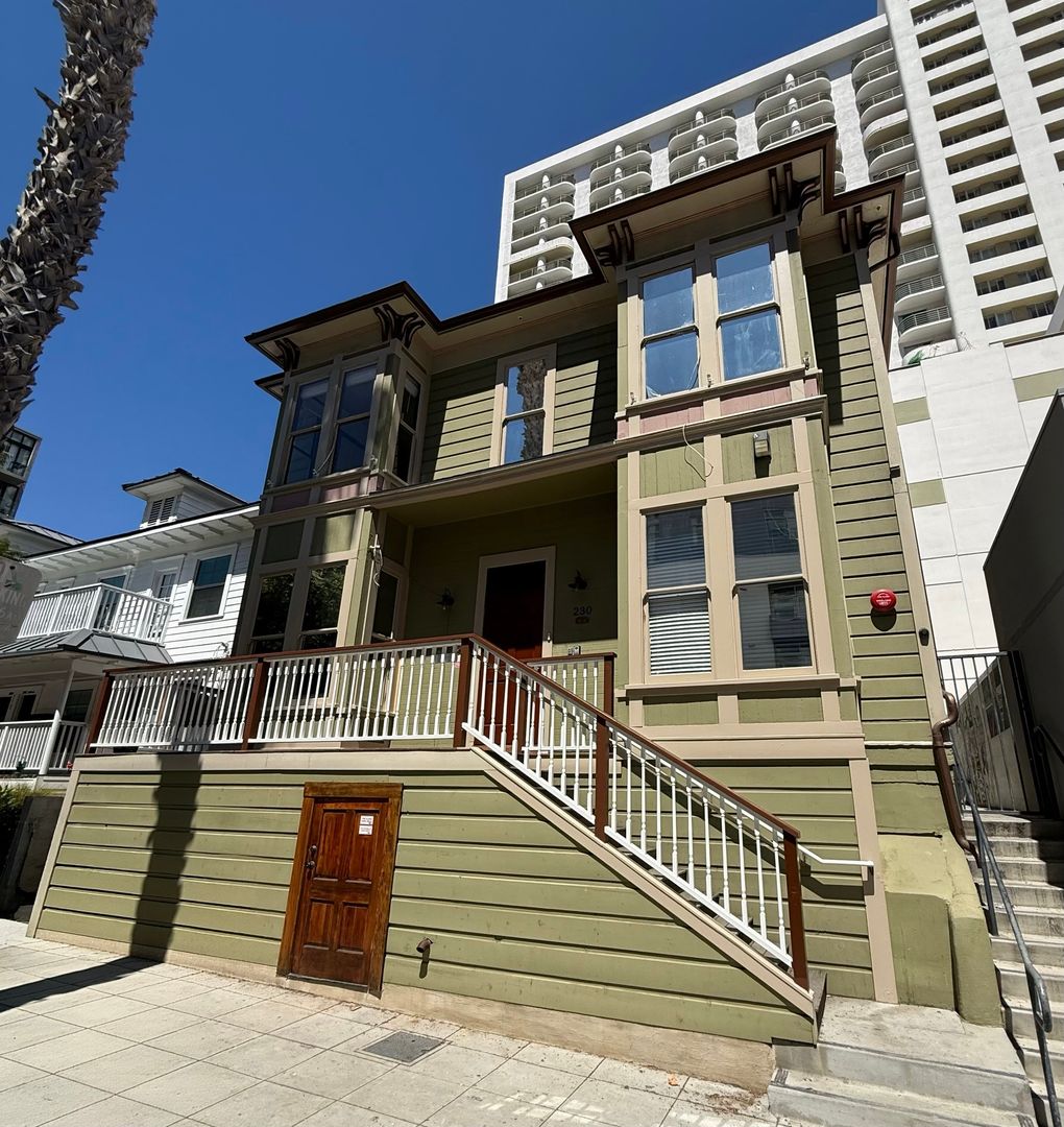 230 Cedar